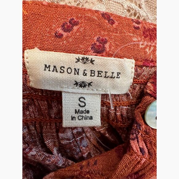 Mason & Belle Button & Loop Closure Tunic Rustic Floral size S - Picture 10 of 10